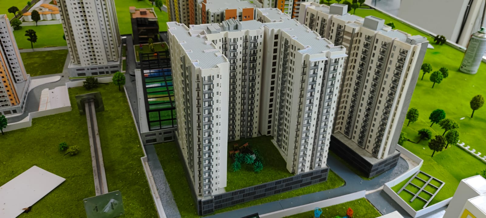 Miniature Display 11