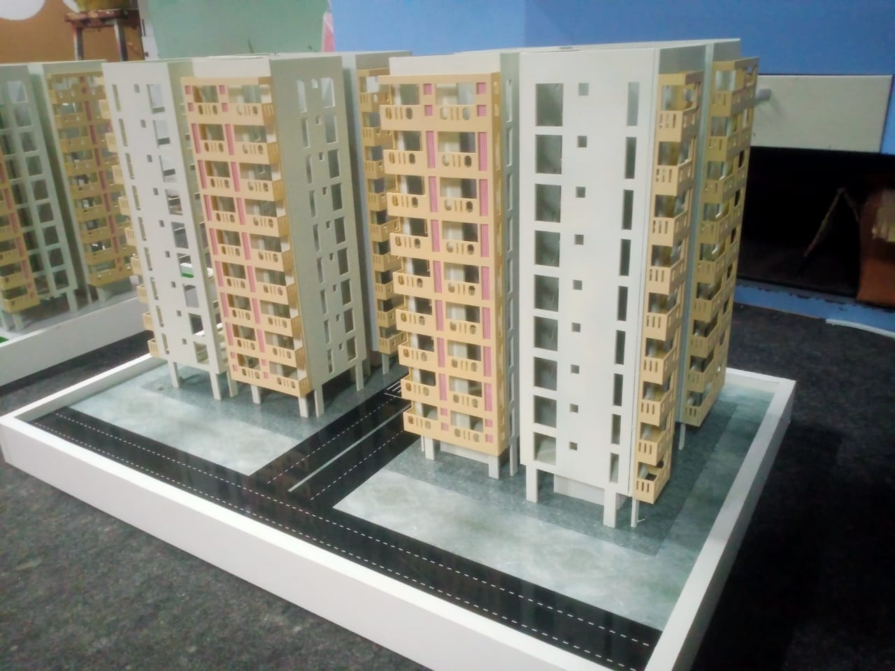 Miniature Display 13