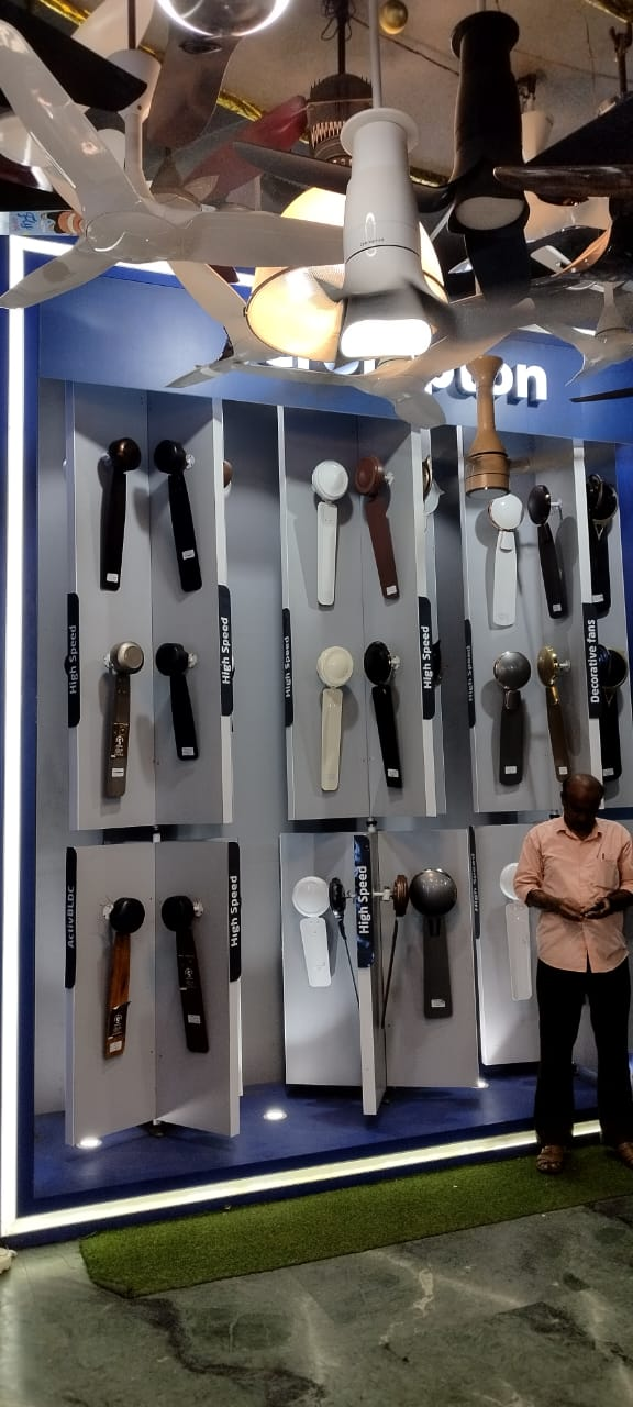 Showroom Interior 10
